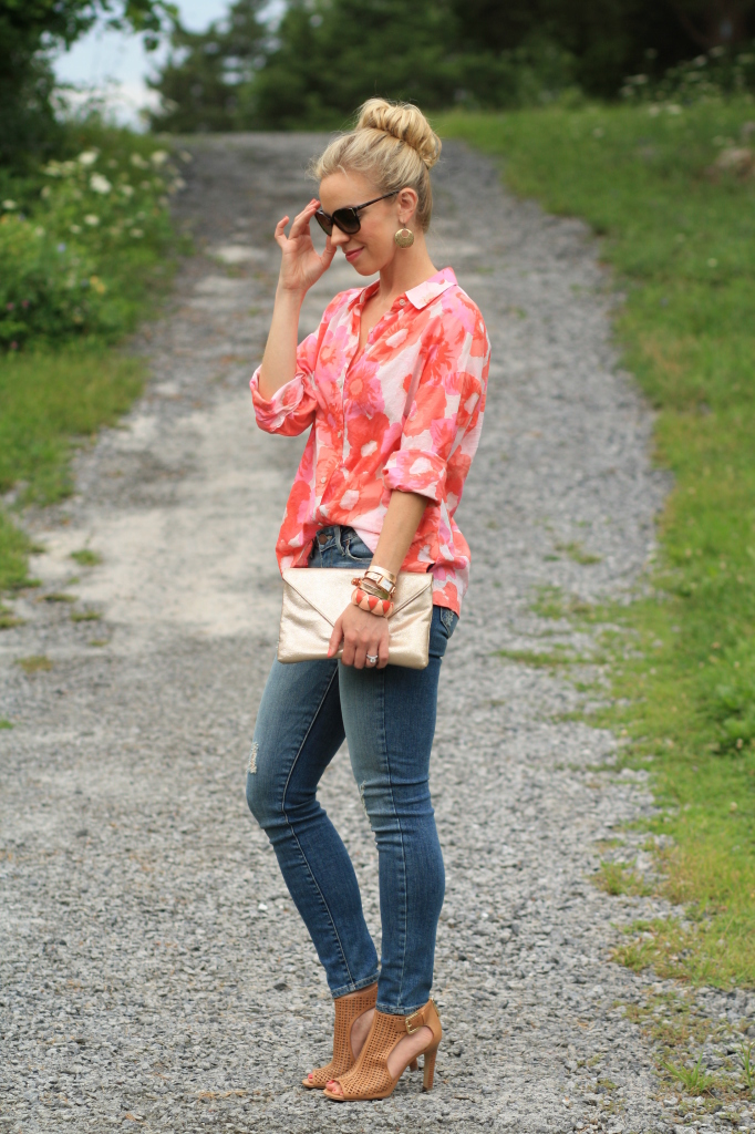 faux sock bun, oversized floral button down shirt, Paige Denim verdugo skinny ankle jeans, tan leather open toe booties, gold Elaine Turner clutch