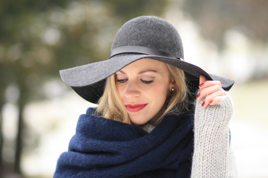 J. Crew italian wool brushed oversized scarf navy blue, H&M floppy gray wool hat, snow day style, chunky gray turtleneck