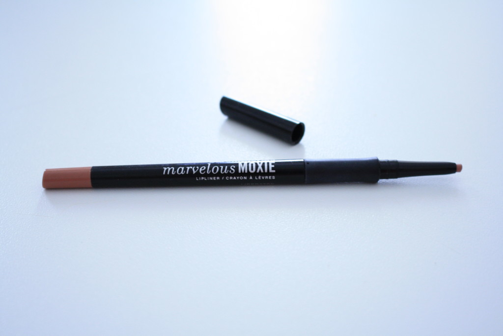 Bare Minerals Marvelous Moxie lipliner in 'Liberated', nude lipliner, universal lipliner color