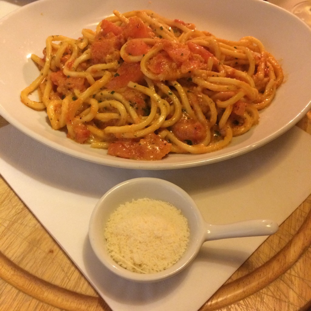 Tuscan food, best dinner in Tuscany, garlic and tomato pasta with cream sauce, La Martellina greve di Chianti