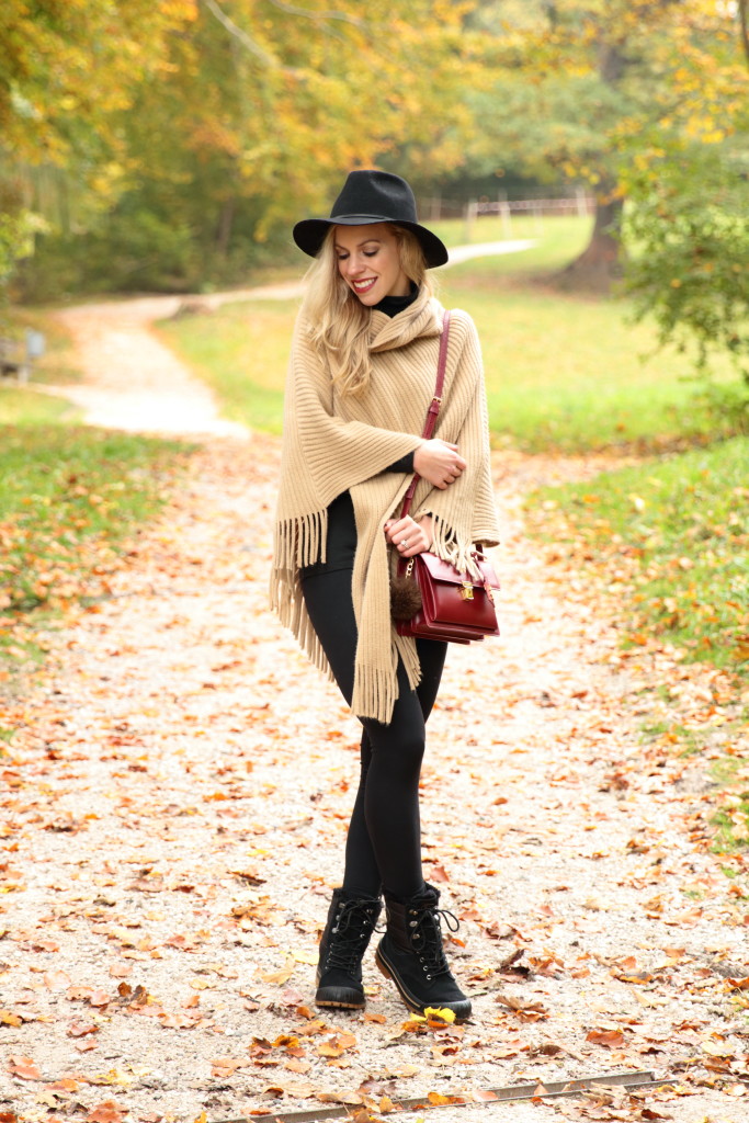 Crisp Autumn Walk: Fringe poncho, Wool fedora & All-weather boots } -  Meagan's Moda