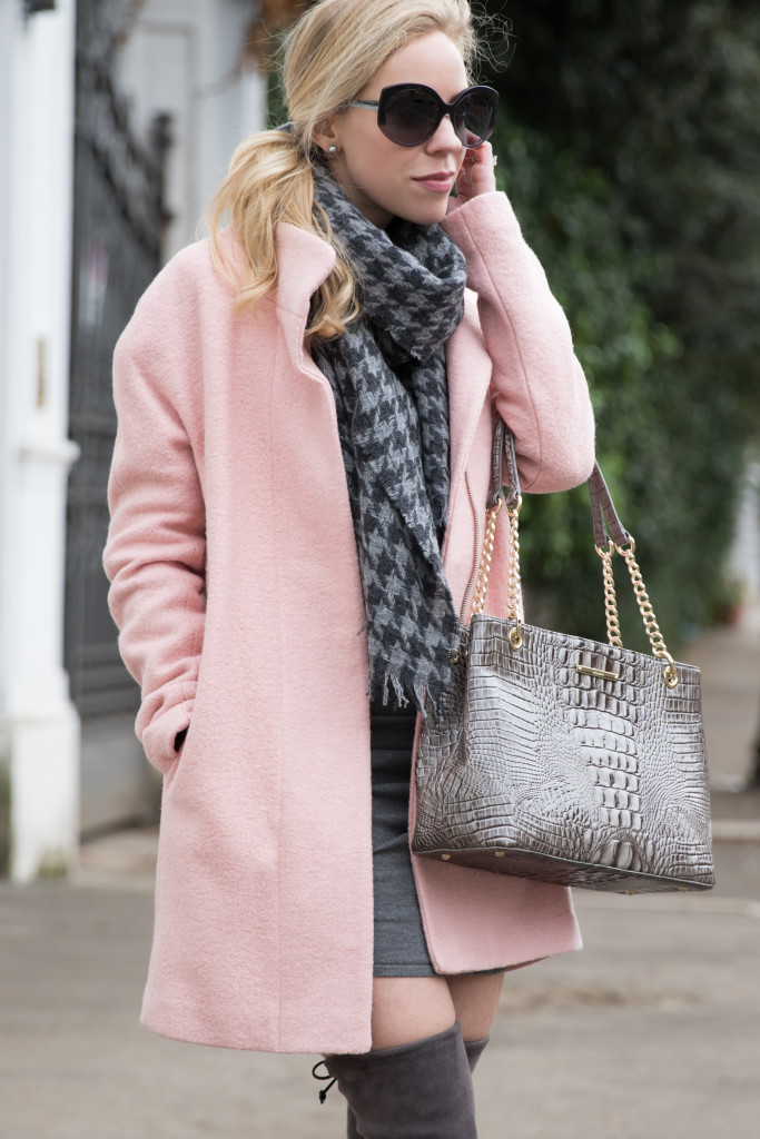 long cardigan with tee and distressed denim, Louis Vuitton totally MM tote,  long maxi cardigan outfit with Adidas Stan Smith sneakers and ripped jeans  - Meagan's Moda