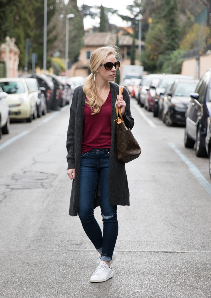 H&M long maxi cardigan with tee shirt and distressed jeans, Louis Vuitton  totally MM tote, Chanel oversized tortoiseshell sunglasses, long cardigan  casual outfit - Meagan's Moda