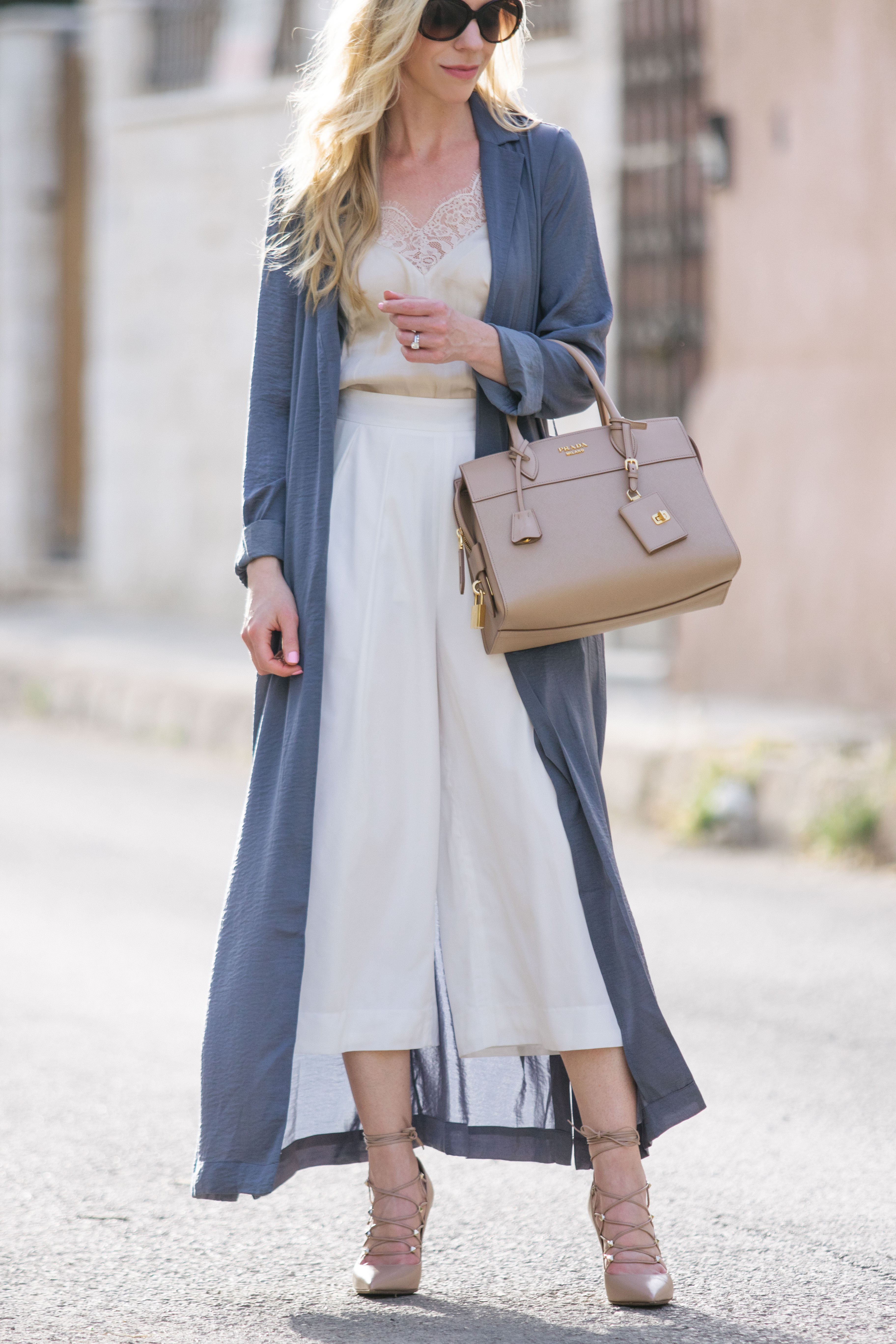 Casual outfit with trench and sky blue pants