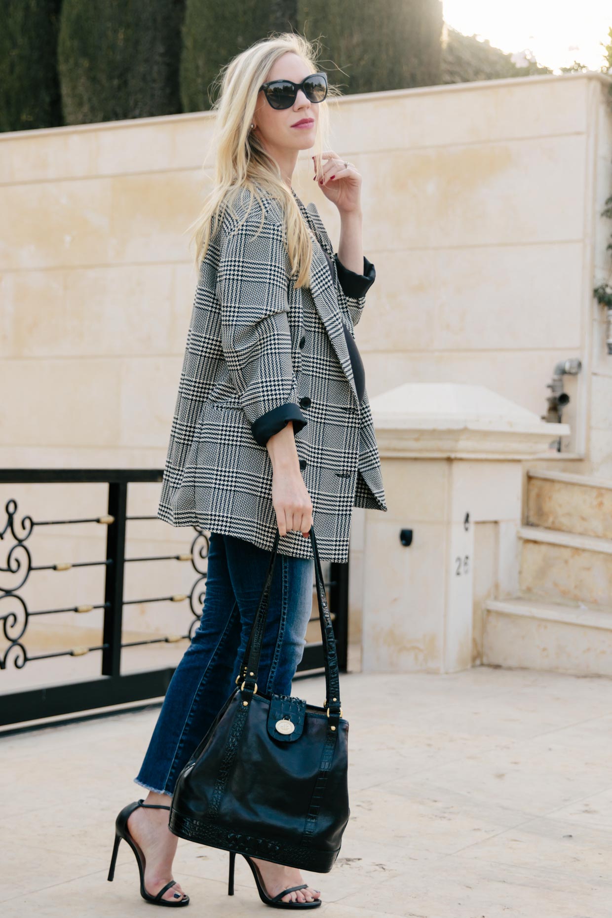 How to wear an oversized plaid blazer, oversized plaid blazer with vintage Louis  Vuitton Passy bag fall outfit - Meagan's Moda