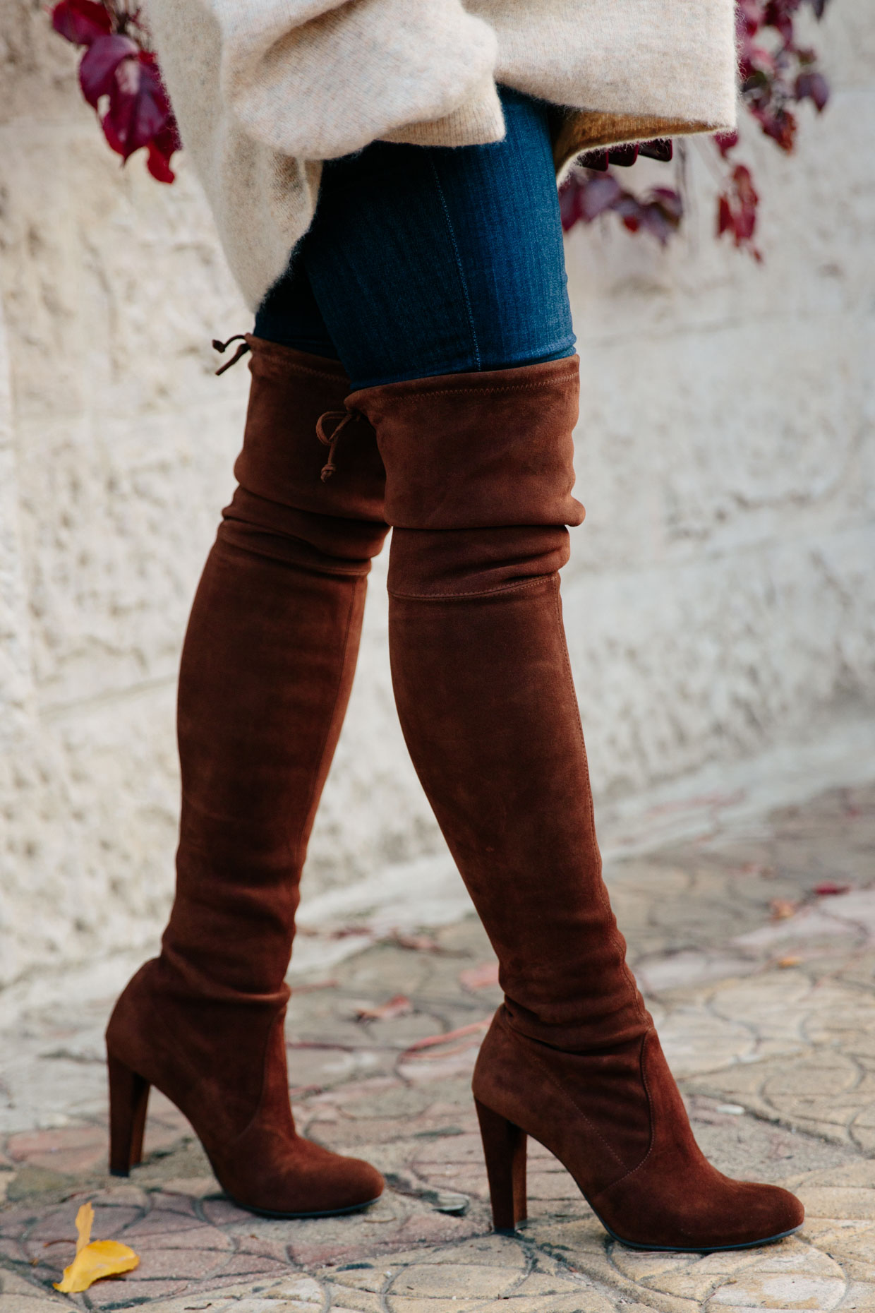 Stuart weitzman solo suede on sale booties