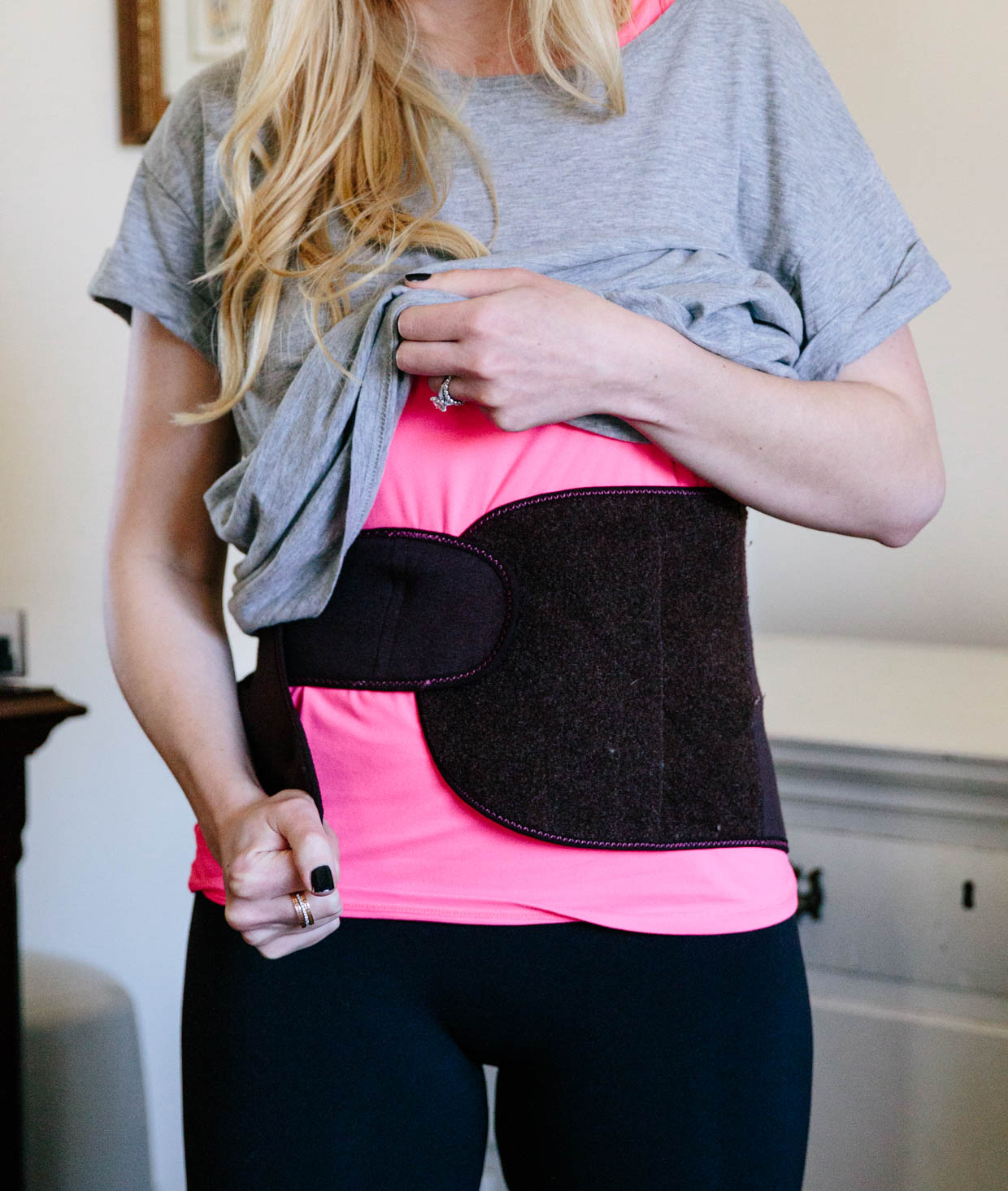 How to get waistline back after pregnancy with Belly Bandit BFF postpartum belly  wrap - Meagan's Moda