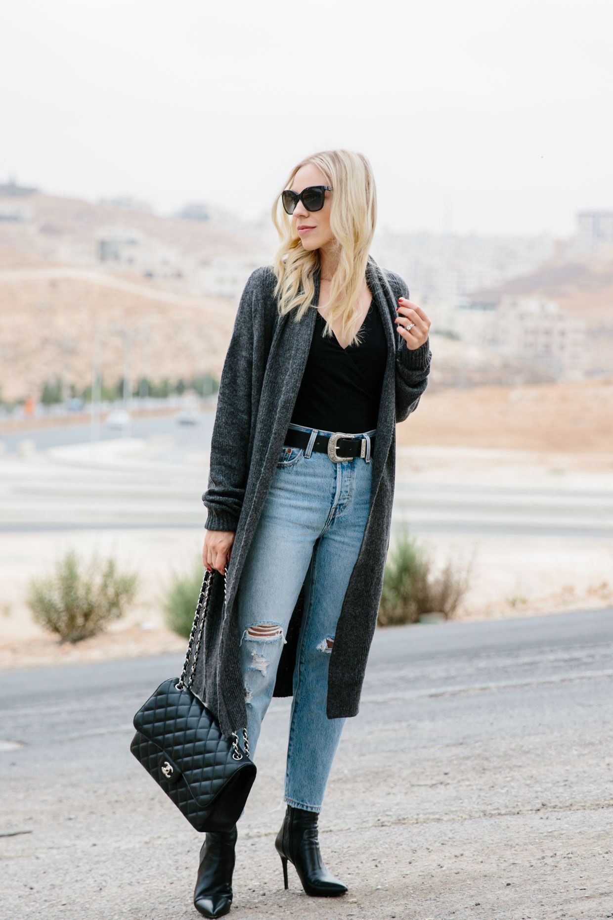 H&M long maxi cardigan with tee shirt and distressed jeans, Louis Vuitton  totally MM tote, Chanel oversized tortoiseshell sunglasses, long cardigan  casual outfit - Meagan's Moda