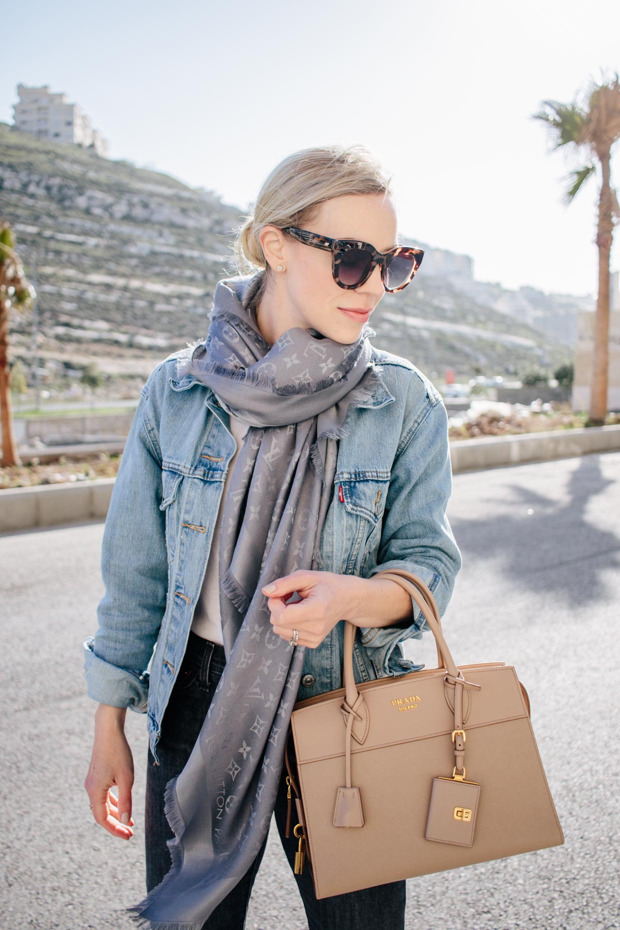 Instagram @emilyjanehardy - Louis Vuitton grey scarf, grey prada bag, grey  allsaints jeans, white allsain…
