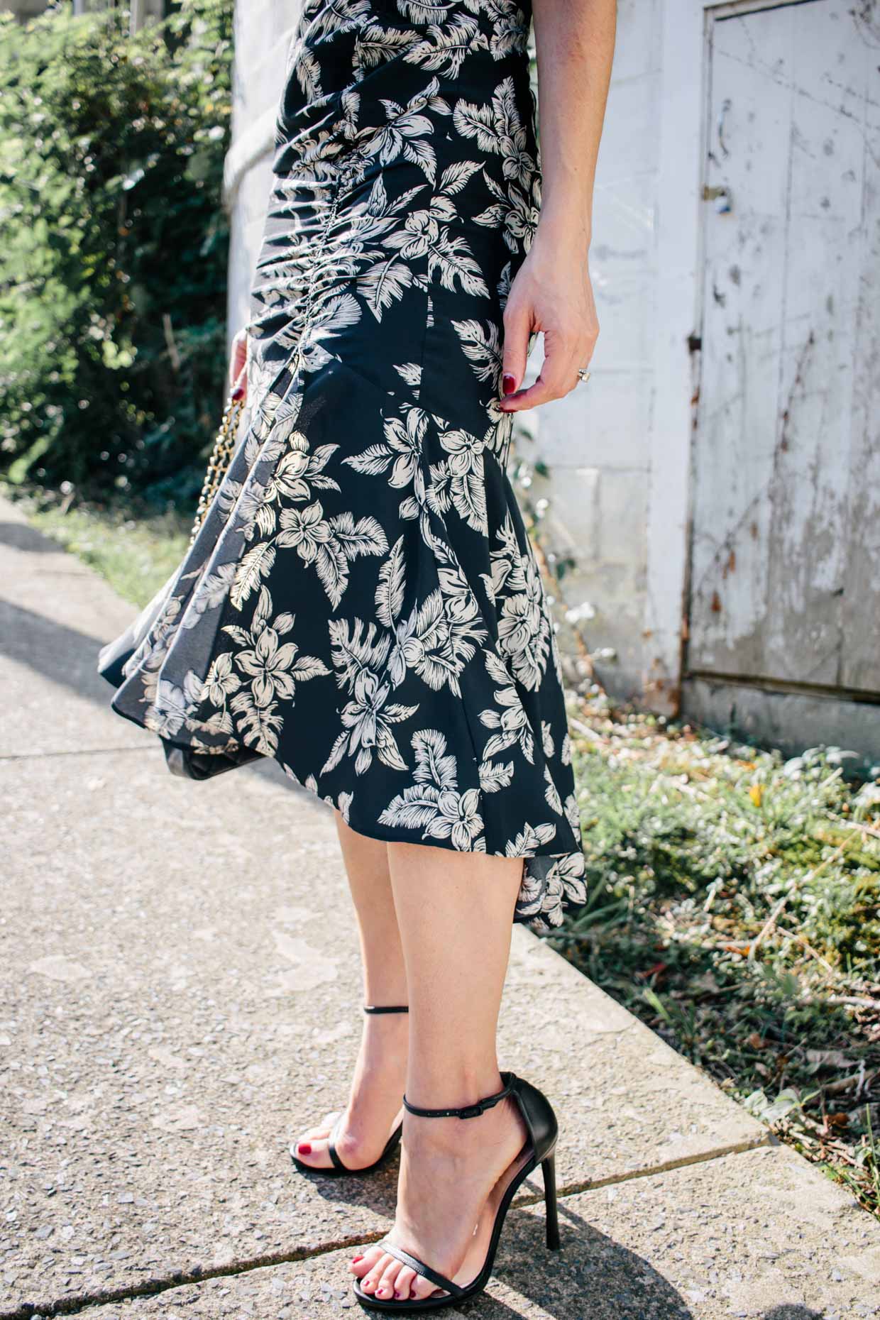 The Dress That Makes Me Want to Hold Onto Summer - Meagan's Moda