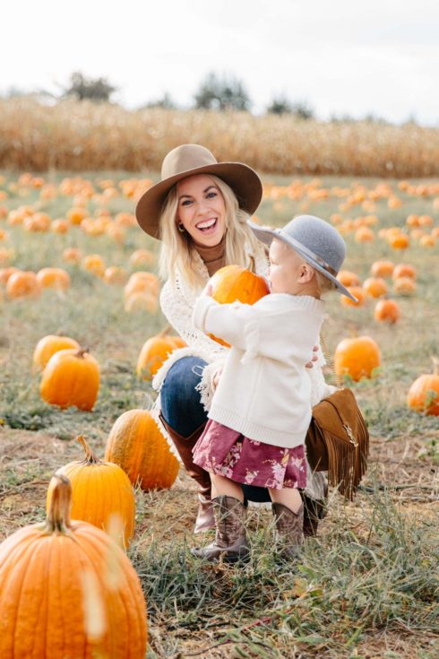 Mommy & Me Fall Outfits at the Pumpkin Patch - Meagan's Moda