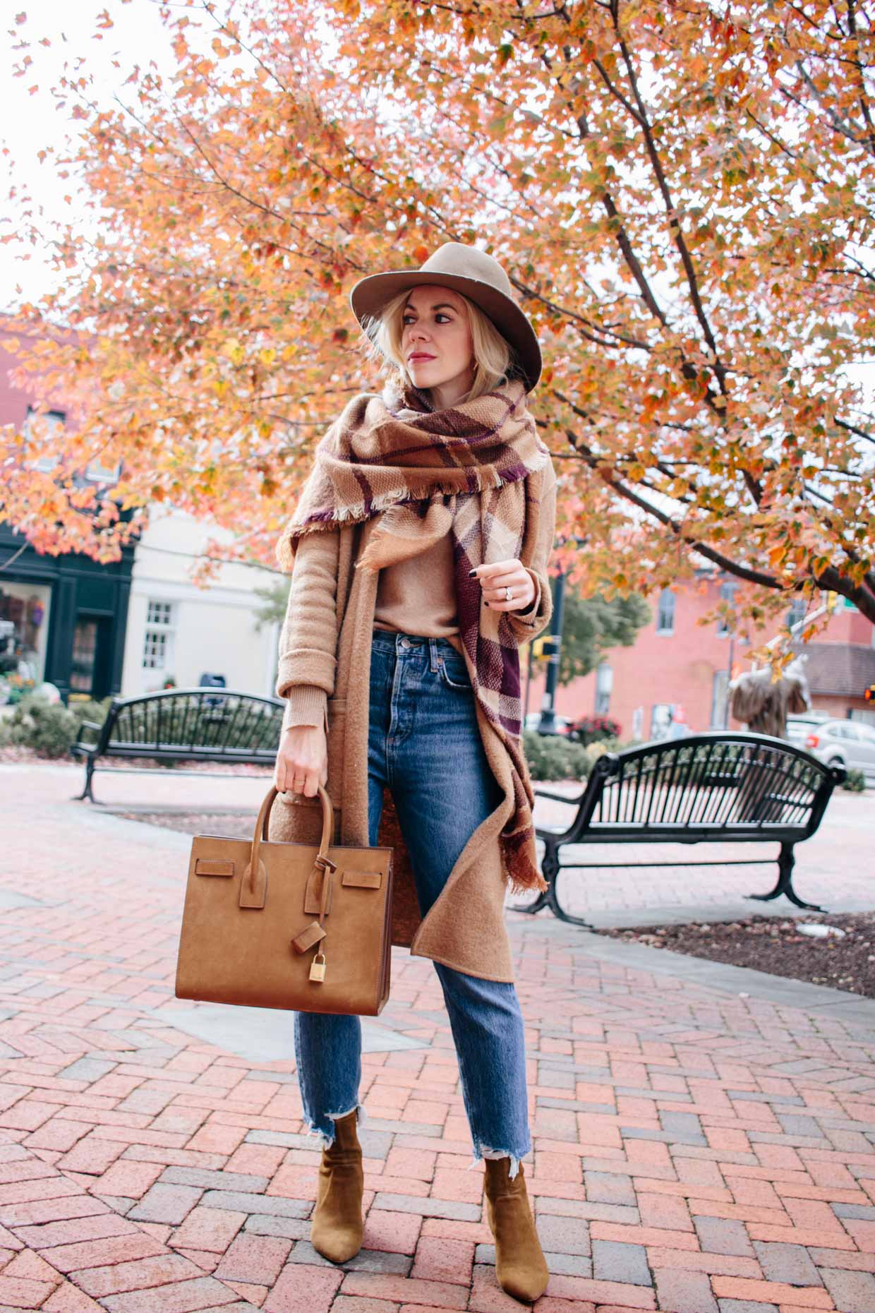 Saint Laurent Shopping black leather tote outfit idea - Meagan's Moda