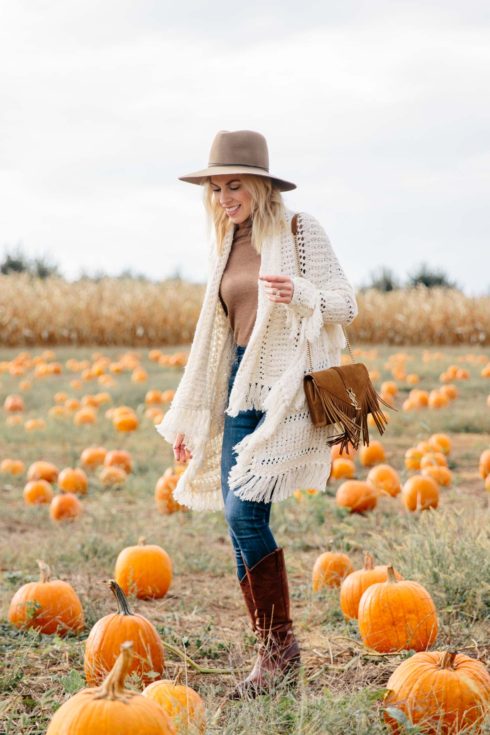 Mommy & Me Fall Outfits at the Pumpkin Patch - Meagan's Moda