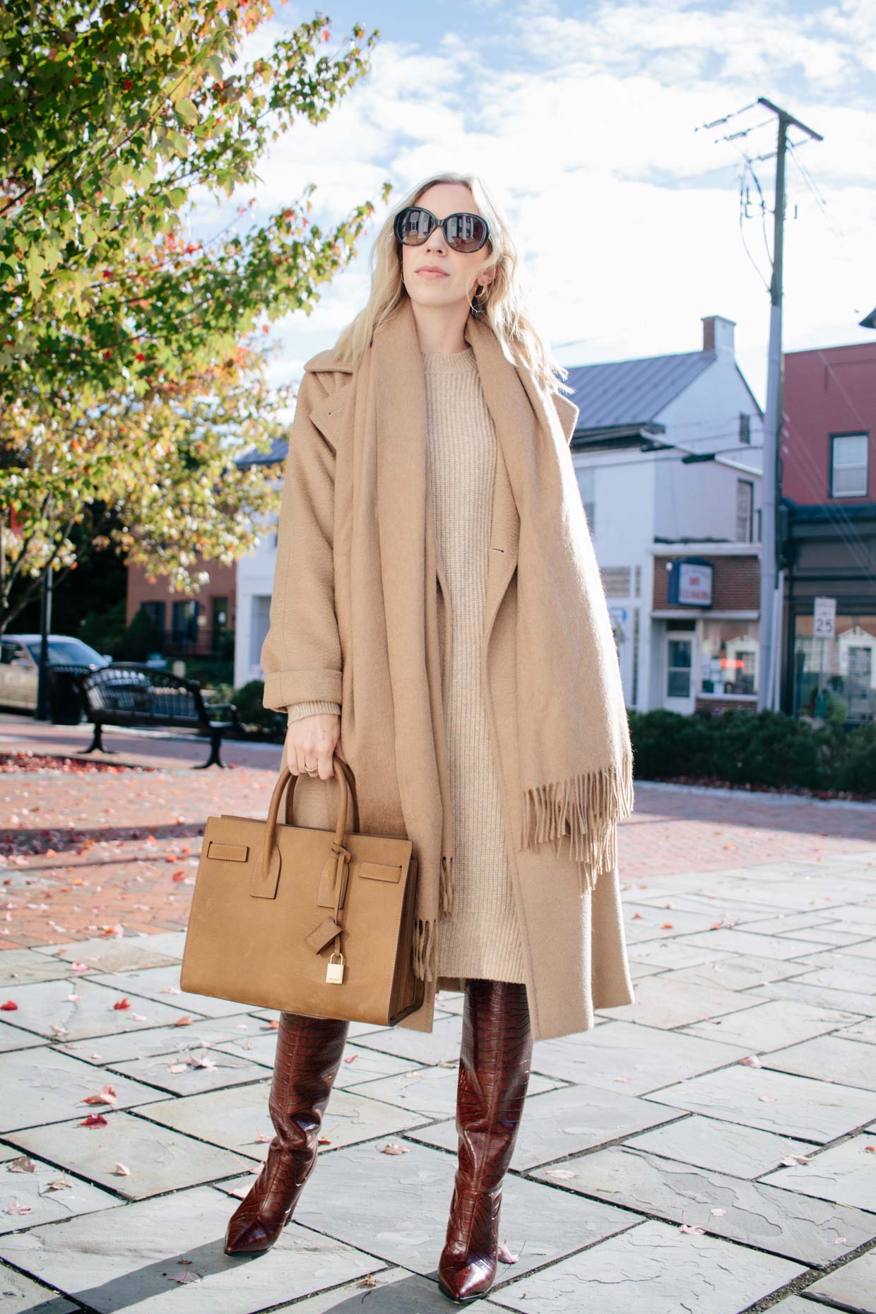 outfit camel boots