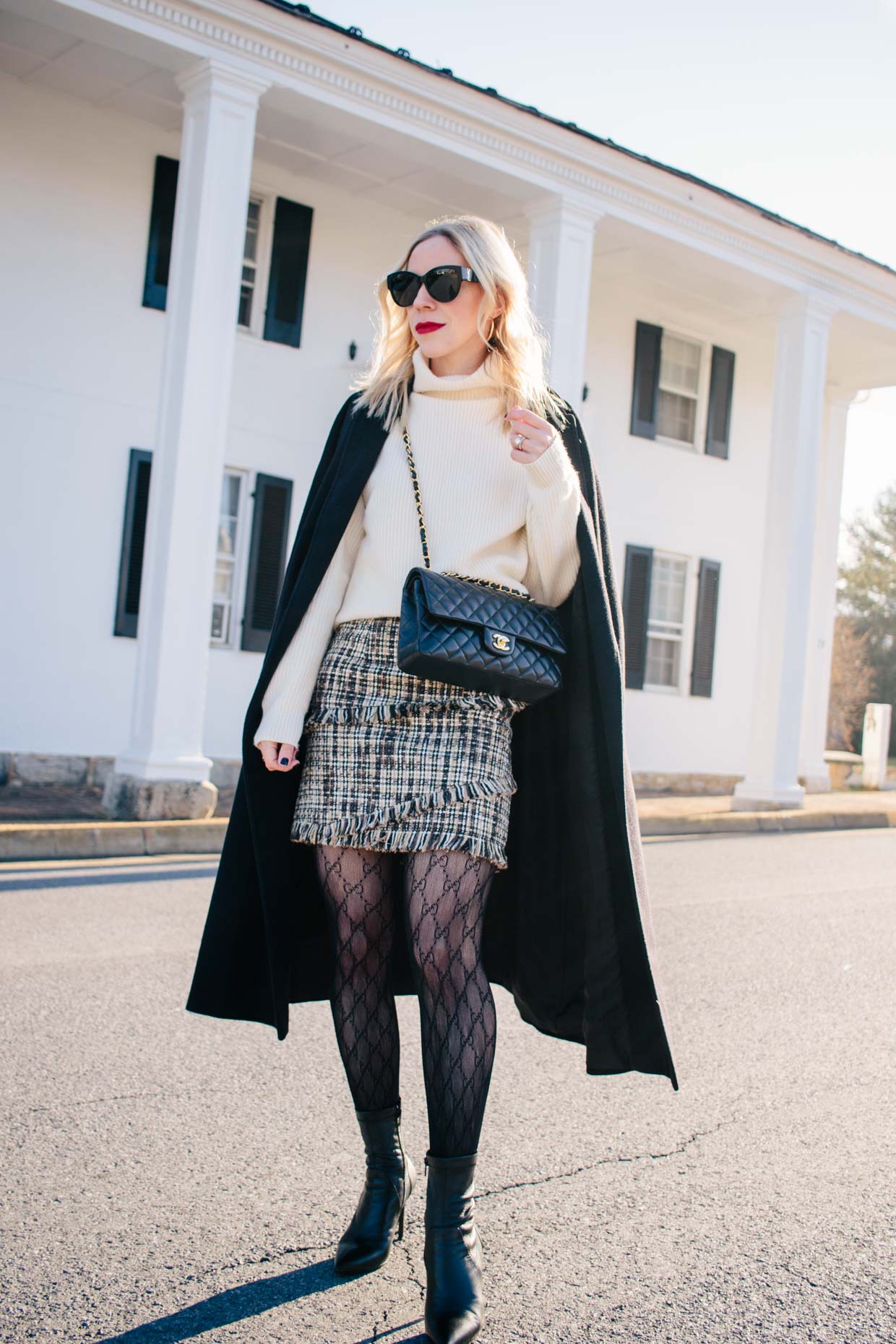 gucci tights and leather skirt  Winter outfit inspiration, Gucci tights,  Outfits