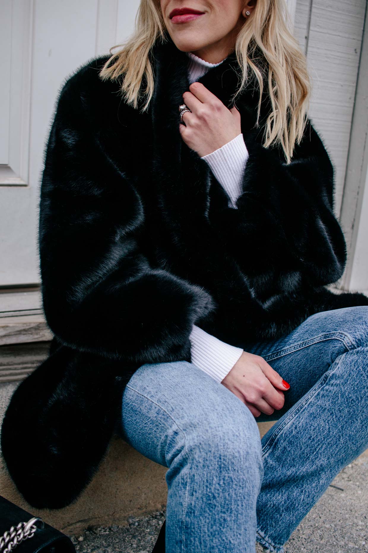 The Ultimate Faux Fur Coat (Cozy, Chic and Realistic) - Meagan's Moda