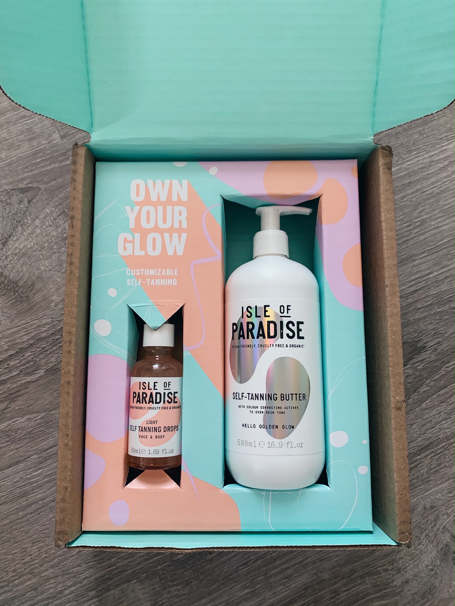 https://meagansmoda.com/wp-content/uploads/2020/03/Meagan-Brandon-fashion-blogger-of-Meagans-Moda-reviews-Isle-of-Paradise-self-tanning-drops-and-body-butter.jpg