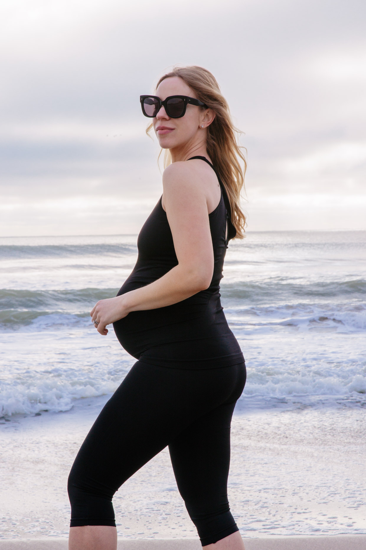 Ultimate Maternity Leggings Review - The Best Maternity Leggings - Straight  A Style