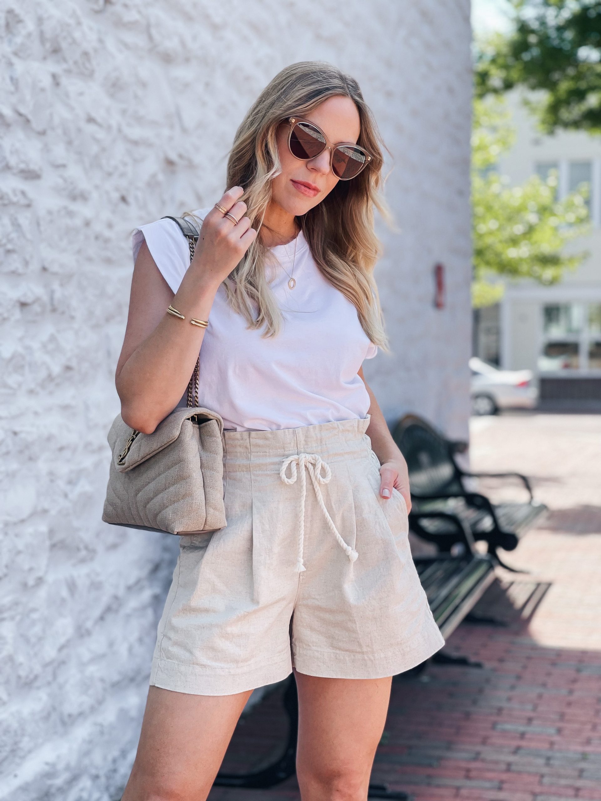 Relaxed summer style  Postpartum fashion, Post partum outfits, Post baby  outfit