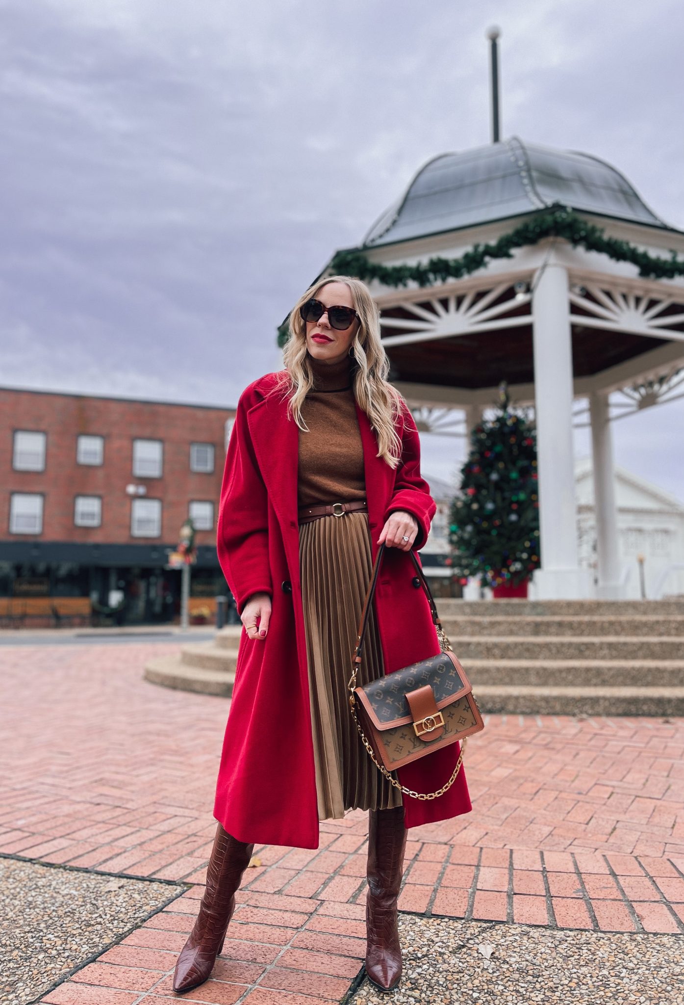 5 Ways to Wear a Red Coat for the Holidays - Meagan's Moda